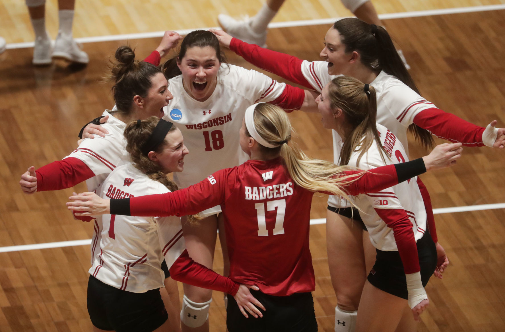 Wisconsin 3, Nebraska 0
